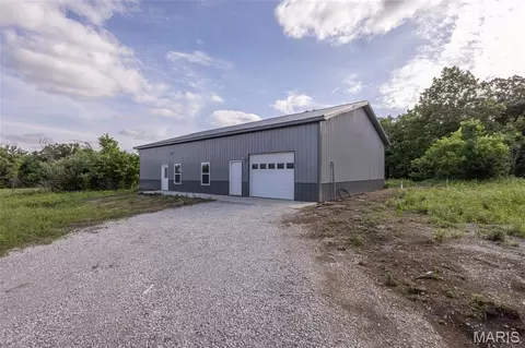 Exterior - 25665 Leo Ln, Perry, MO 63462 photo 2 of 2