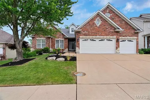 620 Tanya Court Dr, Saint Louis, MO 63129