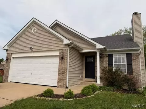 8300 Crystal Ridge Ct, Cedar Hill, MO 63016