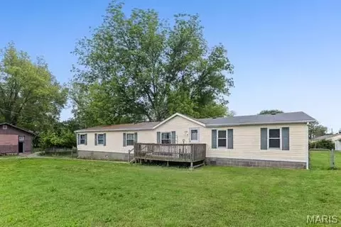 913 State St, East Carondelet, IL 62240