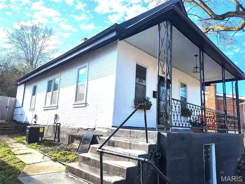 8400 Evans Ave, Cool Valley, MO 63121