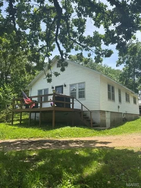 203 Keeth Rd, Crocker, MO 65452