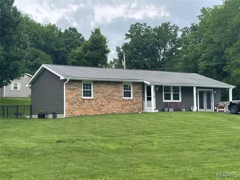 119 Tavy Dr, Jackson, MO 63755