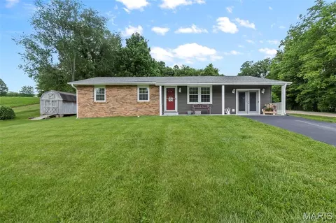 119 Tavy Dr, Jackson, MO 63755