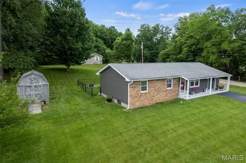 Exterior - 119 Tavy Dr, Jackson, MO 63755 photo 6 of 9