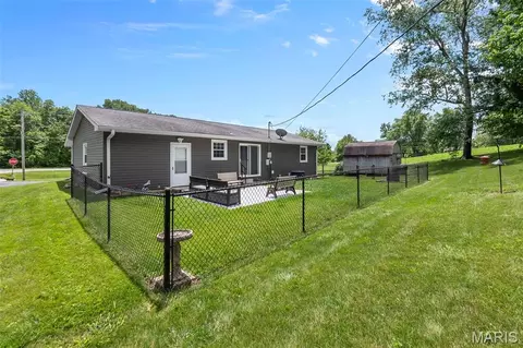 Exterior - 119 Tavy Dr, Jackson, MO 63755 photo 2 of 9