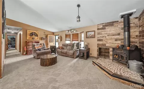 Entry Way - 1275 Roller Rd, Saint Clair, MO 63077 photo 1 of 1