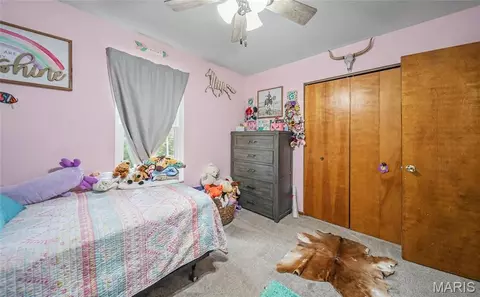 Bedroom - 1275 Roller Rd, Saint Clair, MO 63077 photo 3 of 8