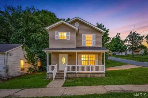 519 Boyd St, De Soto, MO 63020