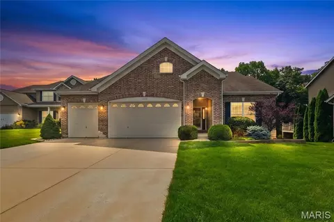 648 Wyndview Dr, O'fallon, MO 63367