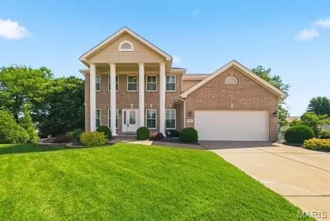 77 Lanchester Ct, Saint Peters, MO 63376