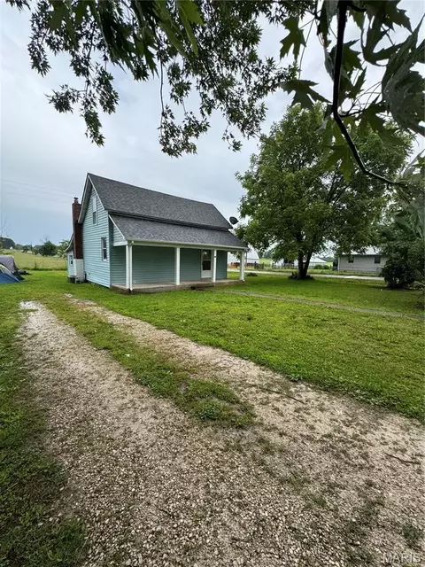 204 E Blue Bird Ln, Leasburg, MO 65535