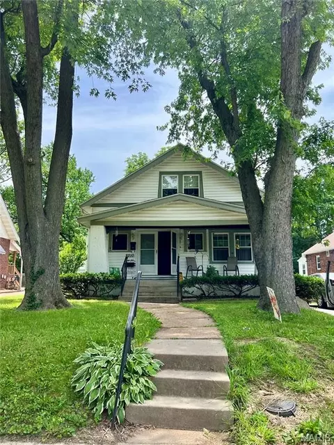 8210 Buchanan Ave, Saint Louis, MO 63114