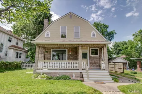 205 E 12th St, Alton, IL 62002