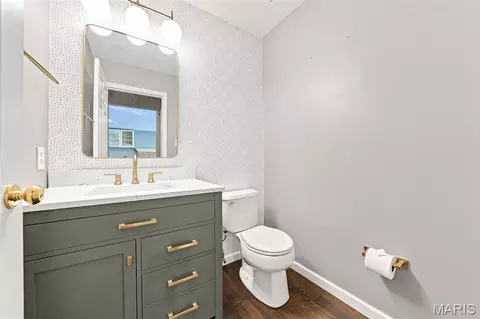 Bath - 506 Steepleton Ct, Ballwin, MO 63021 photo 1 of 5