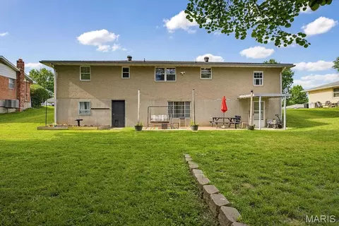 629 Sue Dr, Jackson, MO 63755 photo 6