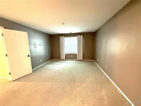 Bedroom - 1324 Holgate Dr #G2, Ballwin, MO 63021 photo 4 of 4