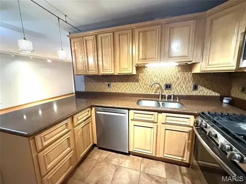 Kitchen - 1324 Holgate Dr #G2, Ballwin, MO 63021 photo 1 of 2