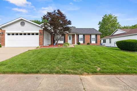 3809 Salvation Rd, Florissant, MO 63034
