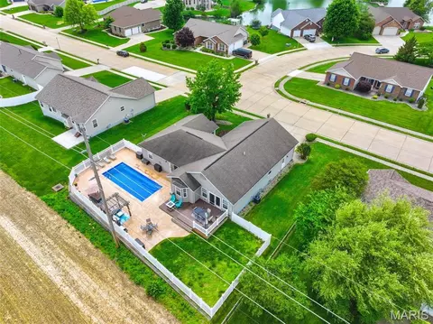 View/Area - 400 Mockingbird Ln, Waterloo, IL 62298 photo 10 of 19