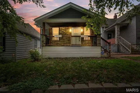 4724 Hummel Ave, Saint Louis, MO 63116