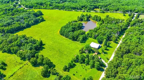 261 County Road 137, Clark, MO 65243