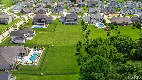 View/Area - 1205 Patchwork Flds, Chesterfield, MO 63005 photo 1 of 4