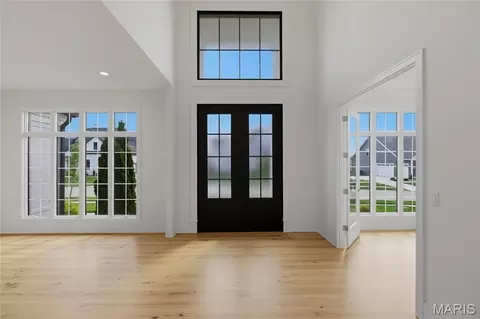 Entry Way - 1205 Patchwork Flds, Chesterfield, MO 63005 photo 2 of 5