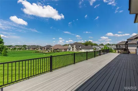 Exterior - 1205 Patchwork Flds, Chesterfield, MO 63005 photo 5 of 13