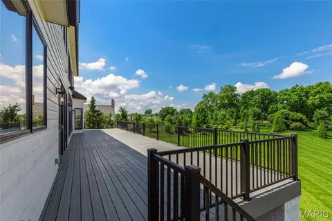 Exterior - 1205 Patchwork Flds, Chesterfield, MO 63005 photo 4 of 13