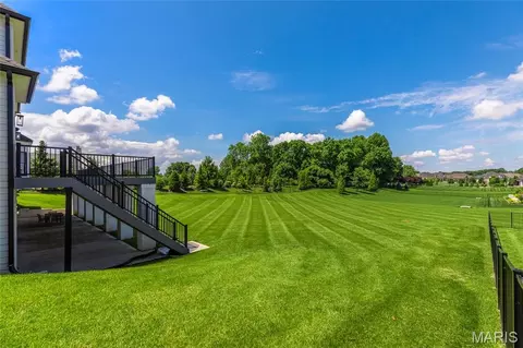 Exterior - 1205 Patchwork Flds, Chesterfield, MO 63005 photo 6 of 13