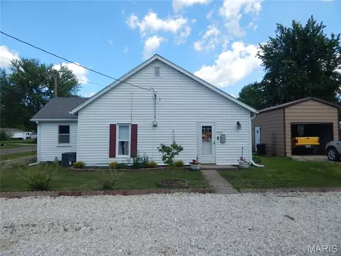 1620 W Centennial, Bowling Green, MO 63334