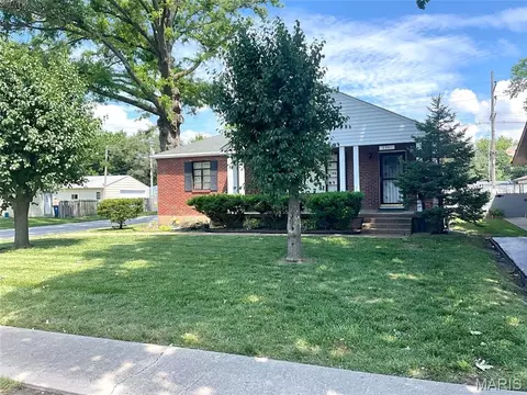 2301 Woodlawn Ave, Granite City, IL 62040