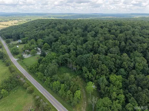 736 H Hwy, Farmington, MO 63640