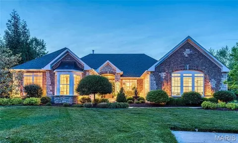 1880 Spring Mill Crk, Saint Charles, MO 63303