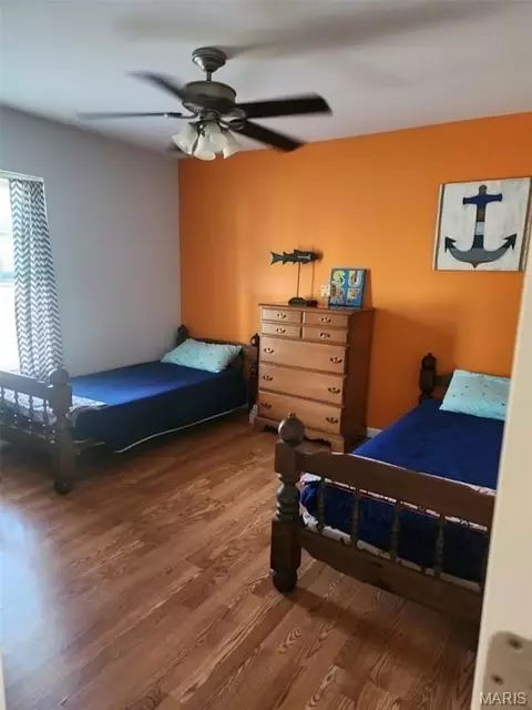 Bedroom - 1643 Sequoya Ih Rd, Cuba, MO 65453 photo 6 of 7