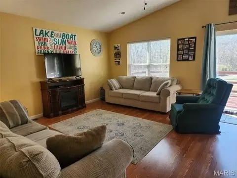 Living - 1643 Sequoya Ih Rd, Cuba, MO 65453 photo 4 of 4
