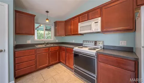 Kitchen - 1643 Sequoya Ih Rd, Cuba, MO 65453 photo 1 of 1