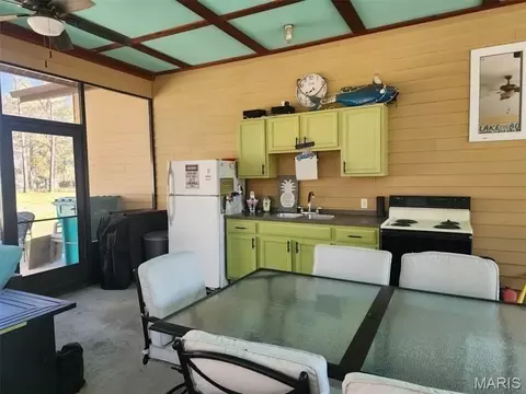 Exterior - 1643 Sequoya Ih Rd, Cuba, MO 65453 photo 3 of 10