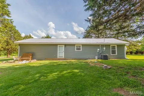 Exterior - 15895 Hallmark Ln, Saint Robert, MO 65584 photo 4 of 4