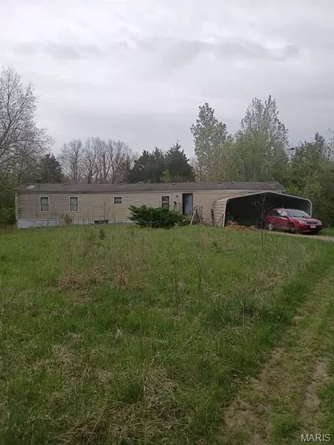 6572 County Road 424, Fulton, MO 65251