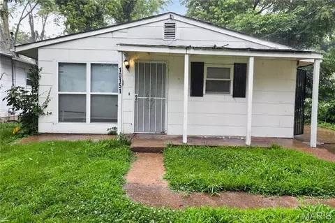 10151 Mayfair Dr, Saint Louis, MO 63136