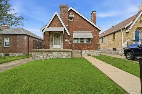 6993 Hillsland Ave, Saint Louis, MO 63109