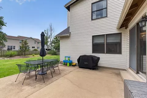Exterior - 1428 Cedar Bluff Dr, Ballwin, MO 63021 photo 4 of 6
