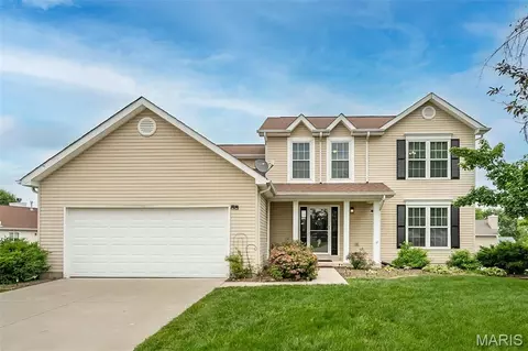 Exterior - 16 Tomahawk Ct, O'fallon, MO 63366 photo 2 of 11
