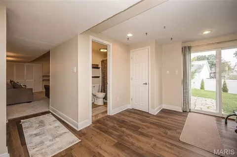 Entry Way - 16 Tomahawk Ct, O'fallon, MO 63366 photo 5 of 5
