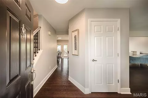 Entry Way - 16 Tomahawk Ct, O'fallon, MO 63366 photo 1 of 5