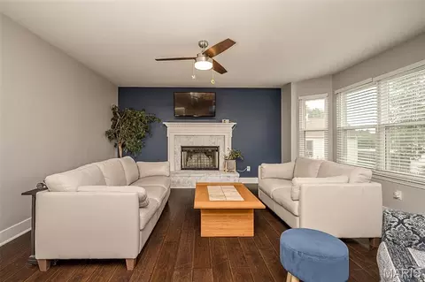 Living - 16 Tomahawk Ct, O'fallon, MO 63366 photo 2 of 2