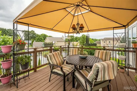 Exterior - 16 Tomahawk Ct, O'fallon, MO 63366 photo 3 of 11