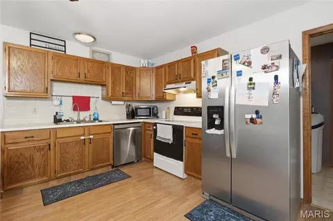 Kitchen - 2622 Camelot Ct, Rolla, MO 65401 photo 2 of 2